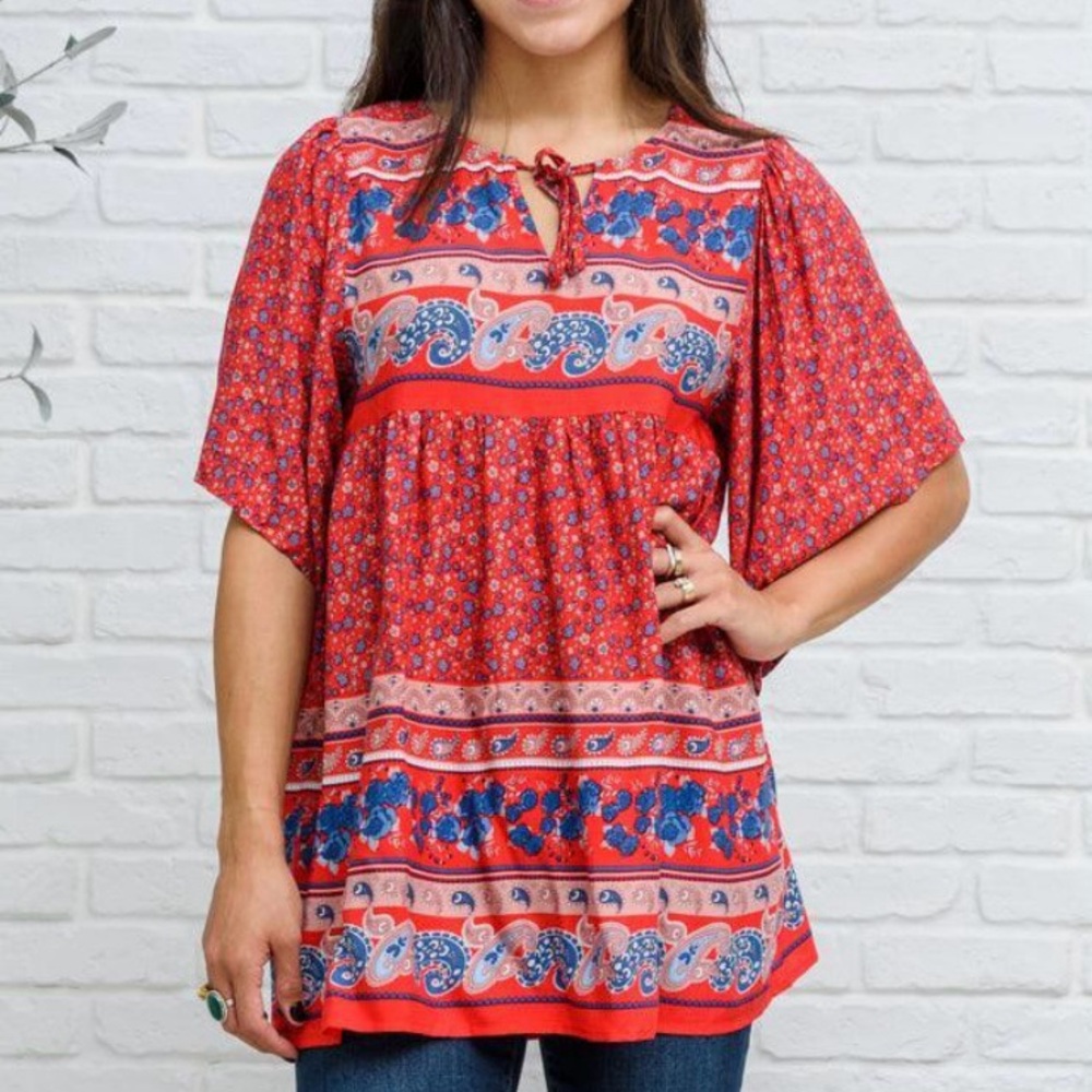 Women’s NWT GiGio Boho‎ Top Size Medium Floral Print MSRP $48